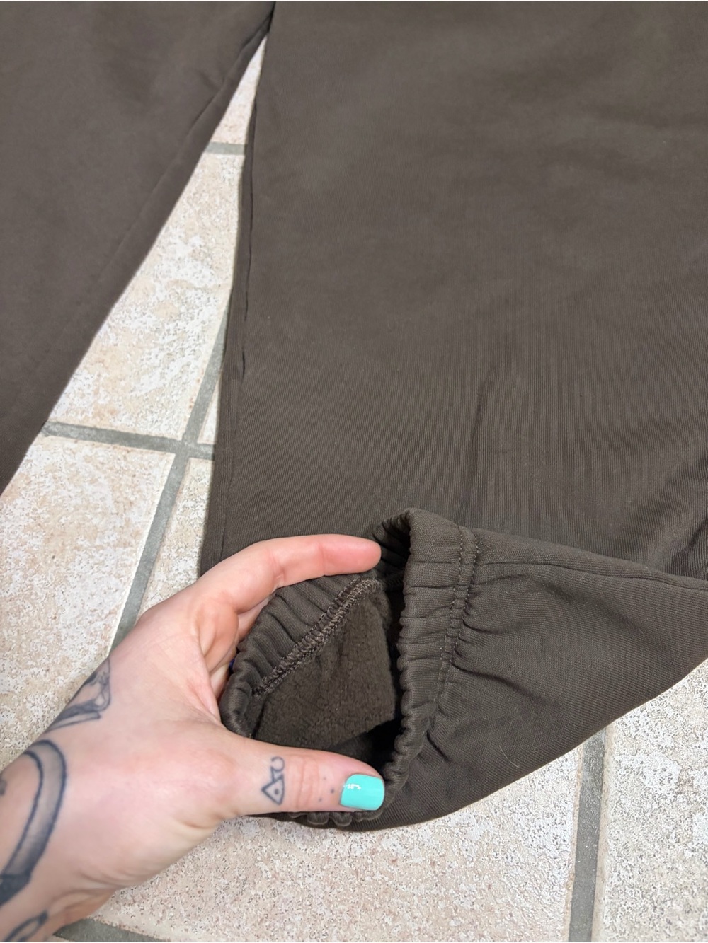 NWOT ALO Accolade Sweatpant Jogger *29” (Olive Tree) Size 2X - Picture 3 of 12